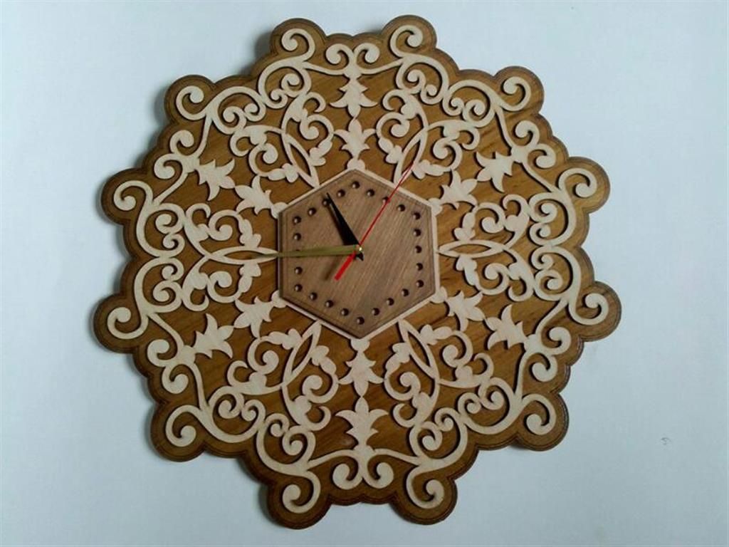 Wooden Nakshi Wall Clock 