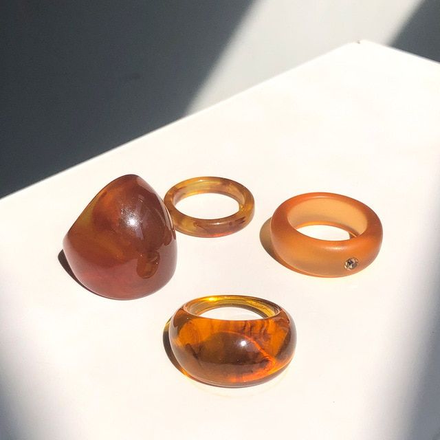 HangZhi 2021 New Korean Transparent Colourful Acrylic Resin Rhinestone Geometric Square Round Rings Set for Women Party Jewelry