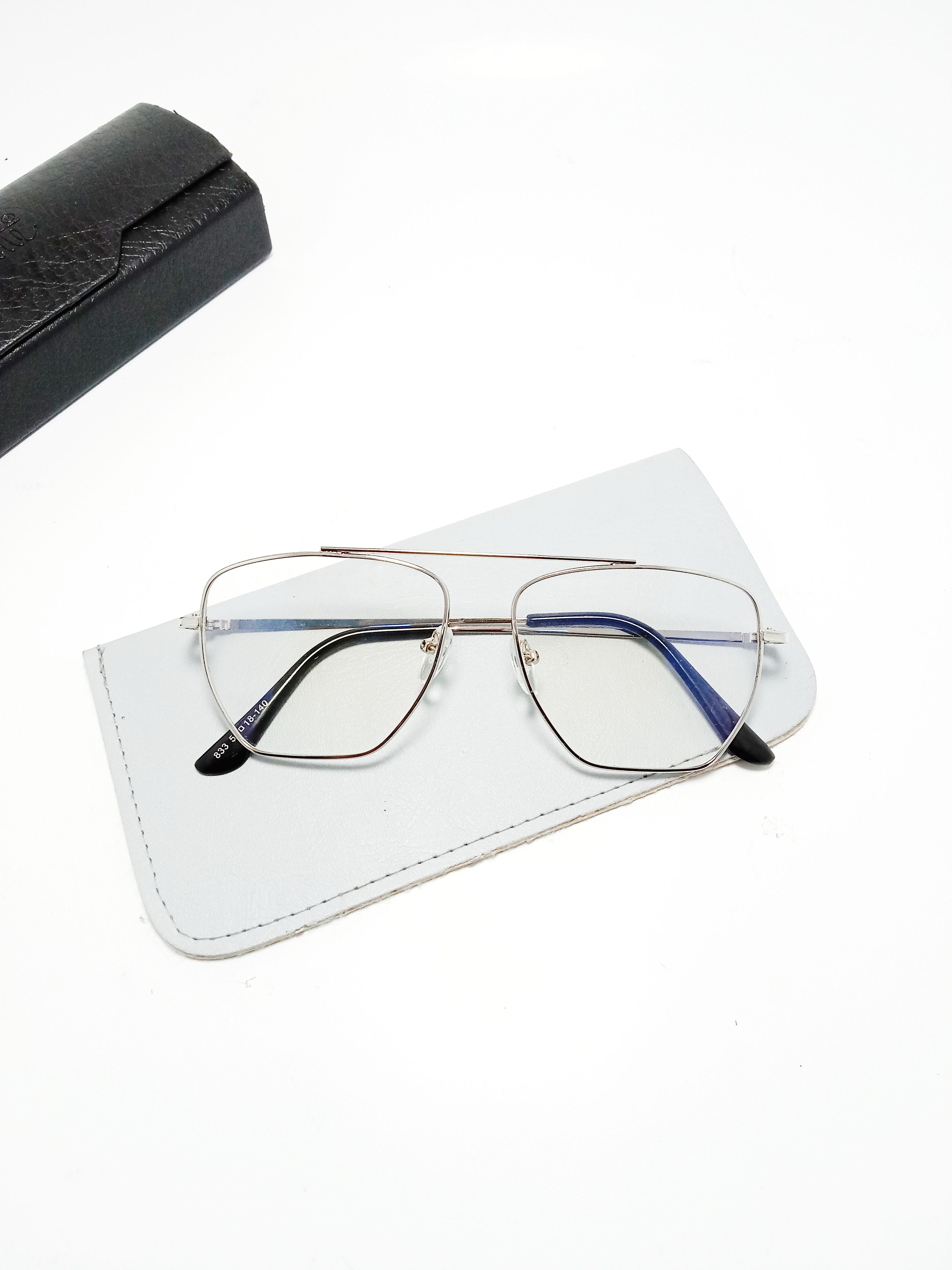 TRD0115 Man Square Glasses