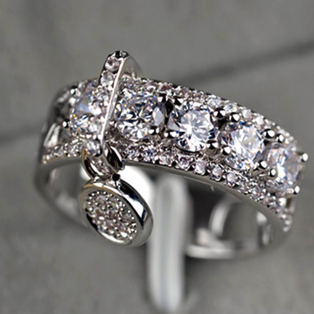 Creative Metal Disc Charm Hollow Band Cubic Zircon Rhinestone Ring Women Jewelry