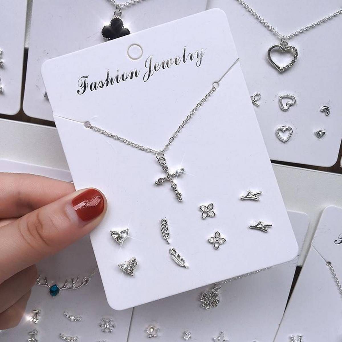Necklace set Korean version of the simple jewelry necklace female pendant cute temperament set wholesale