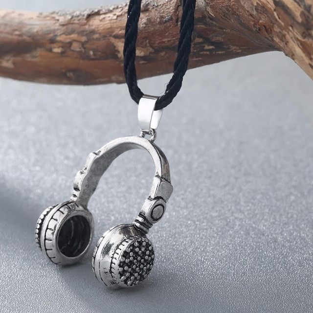 CHENGXUN Egyptian Egypt Pyramid All-Seeing Evil Eye Charm Pendant Men Necklace Geometric Triangle Collier Male