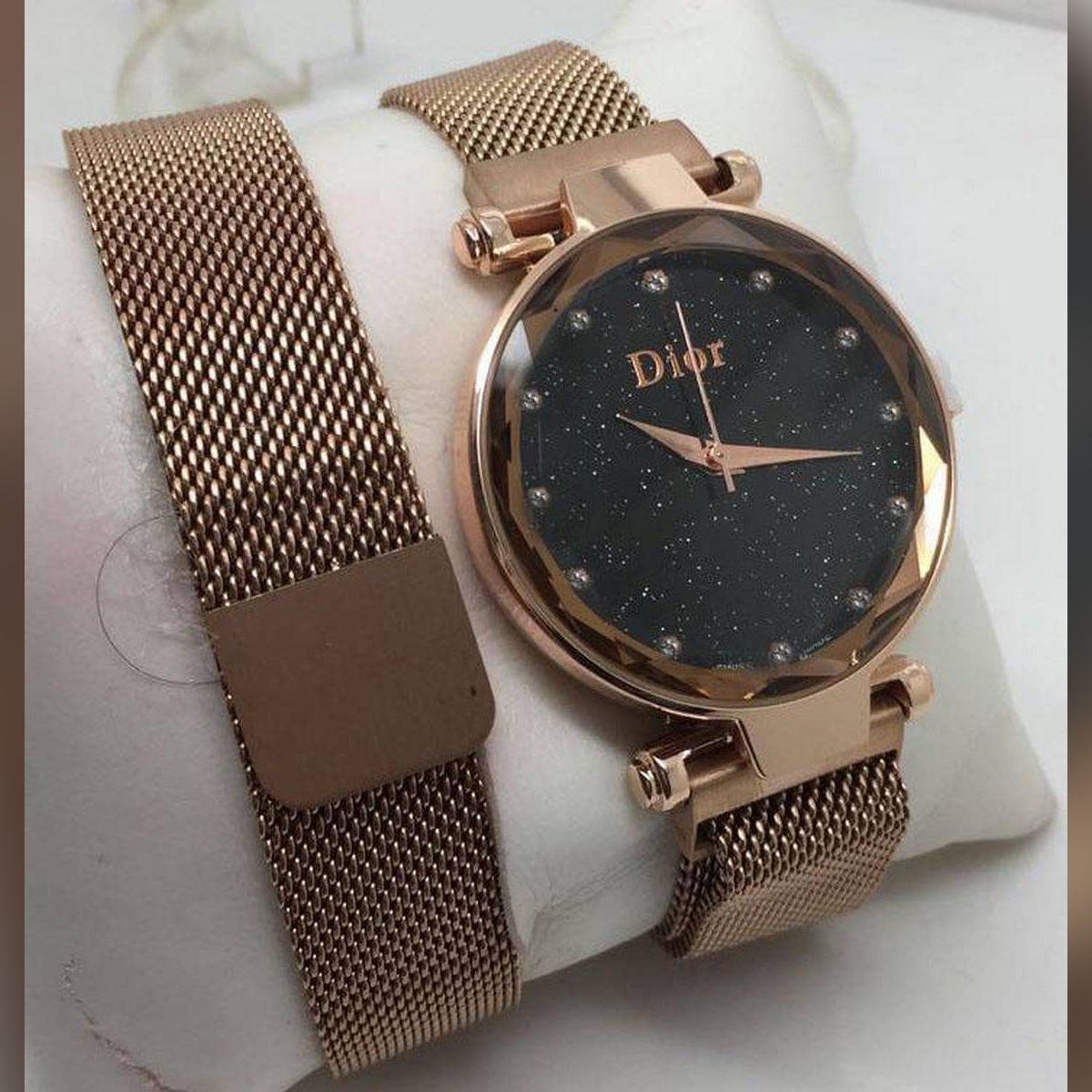 Stainless Steel Wrist Watch for Women-Golden