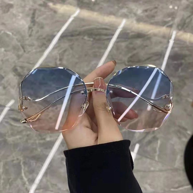 Vintage Fashion Oversized Rimless Sunglasses Women Famous Luxury Brand Design Square Sun Glasses For Female