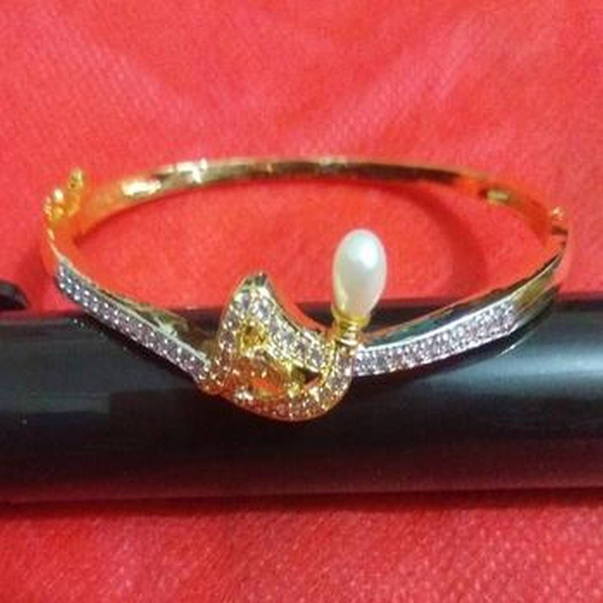 Bracelet for Women with AD Stone (Indian)-D16