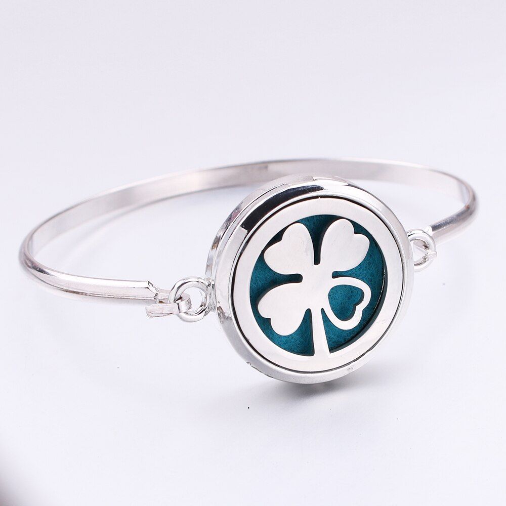 Aromatherapy Magnetic Lucky Clover Perfume Essential Oil Diffuser Locket Bracelet Stainless Steel Bangle With 1pc Felt Pad