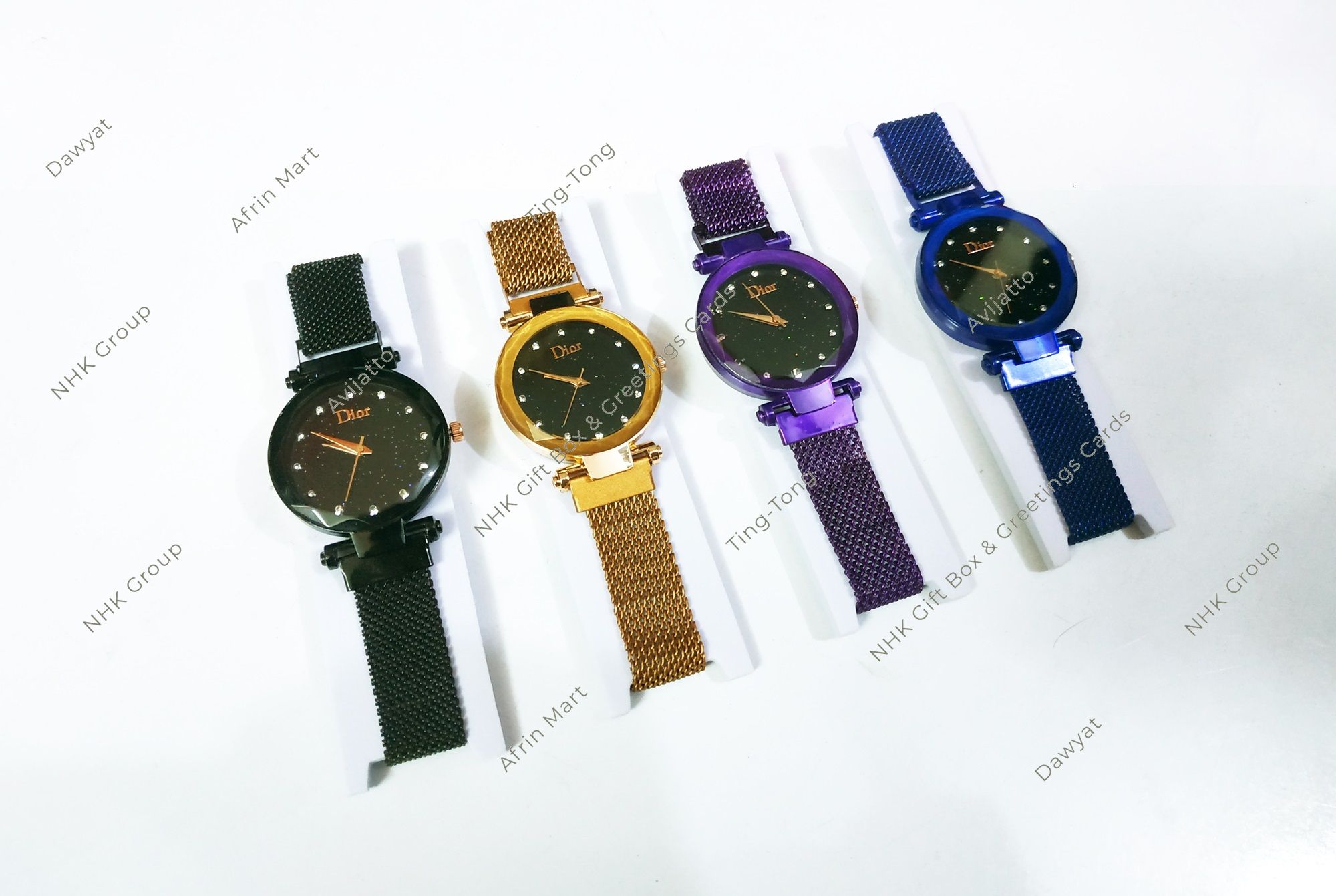 Dior Round Dial Magnetic Strap Ladies watch (1 Pcs Extra Battery Free)