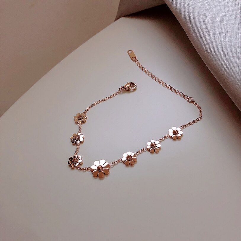 316L Stainless Steel 2021 Fashion Upscale Jewelry Elegant Rose Gold Color Daisy Flowers Chain Bracelets Bangles For women