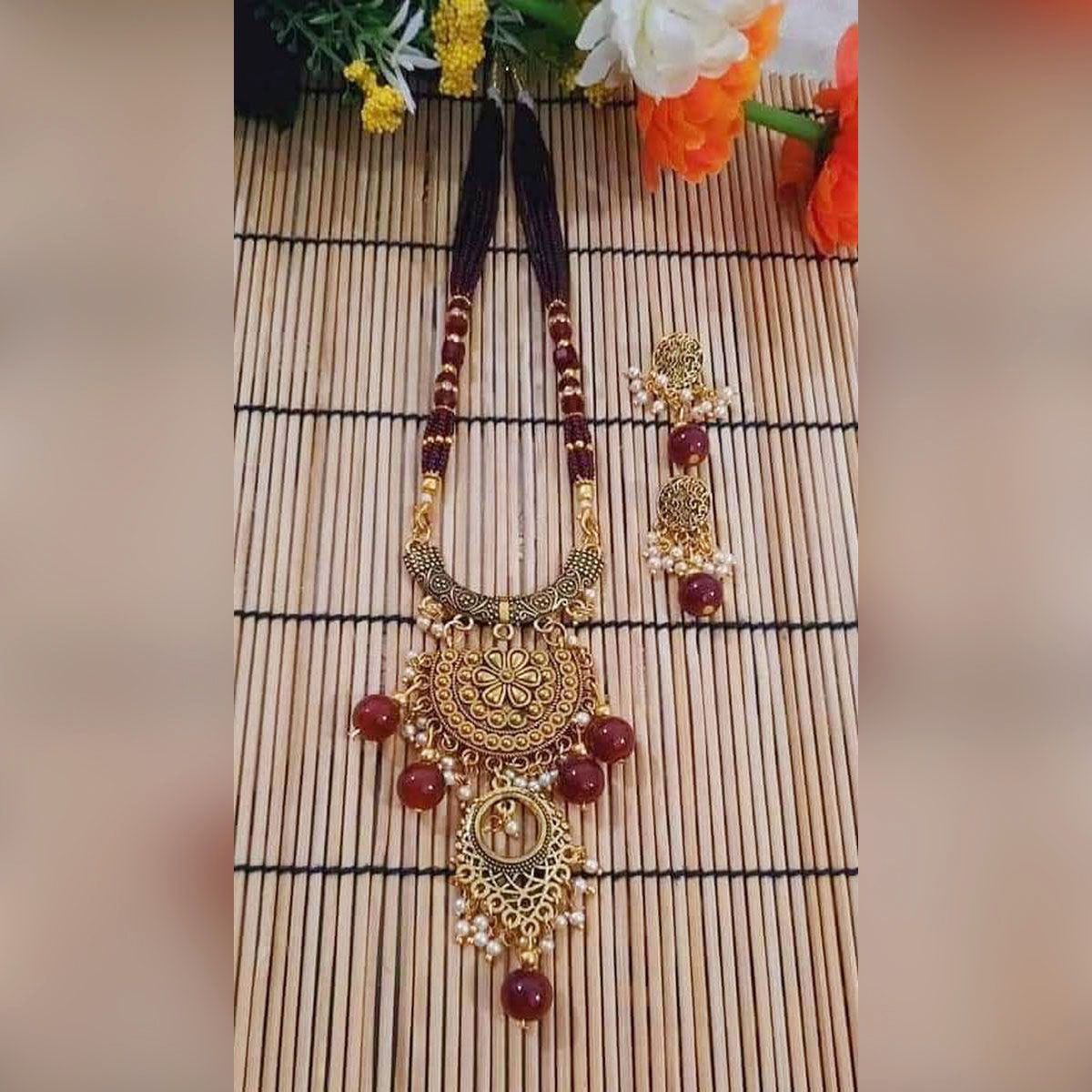 Gorgeous Party Wear Antique Silver locket Pendant Necklace / Chain Necklace / Choker Necklace for Women / Jewelry set for women Necklace