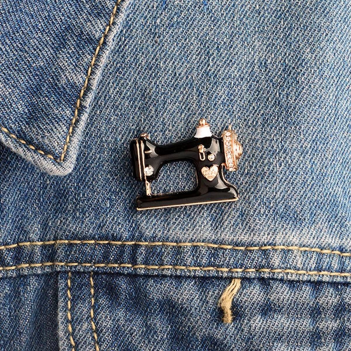 Exquisite Sewing Machine Brooch Pin Denim Jacket Women Collar Badge Jewelry