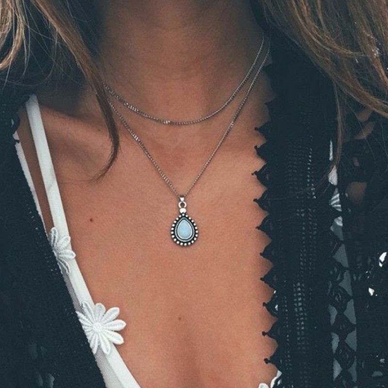 4Pcs/Set Retro Fashion Moon Stars Pendant Multilayer Women Exquisite Silver Clavicle Chain Simple Party Gift