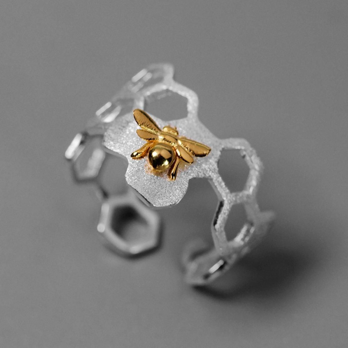 FFLACELL New Fashion Luxury Punk Three-Color Gold-Plated Metal Bee Inlaid Zircon Ring Men And Women Party Jewelry Gift