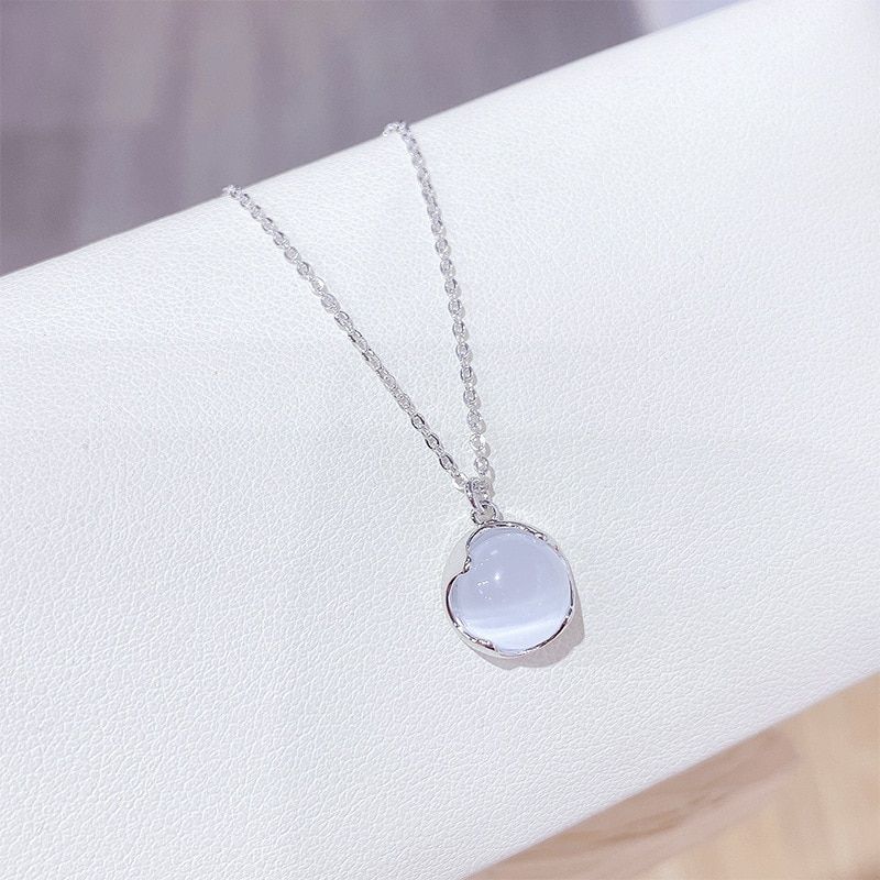 Fashion Personality Simple Necklace Designer Crown Pendant Hot Selling Sterling SilverColor Plated Necklace For Women Girl Gift