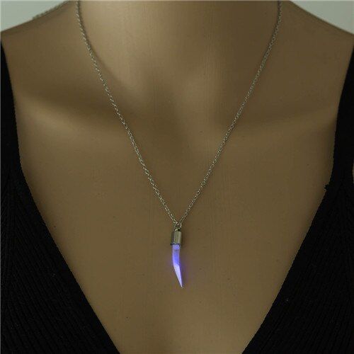 Luminous Glow in the Dark Power Necklace Women Statement Jewelry Glass Hourglass Women Pendant Necklace with Chain Glow Bright