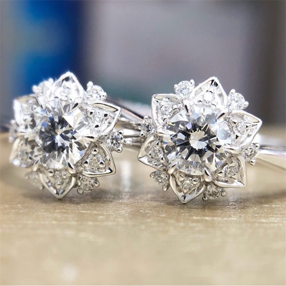 Luxury Floral Rhinestone Finger Ring Women Wedding Engagement Bridal Jewelry