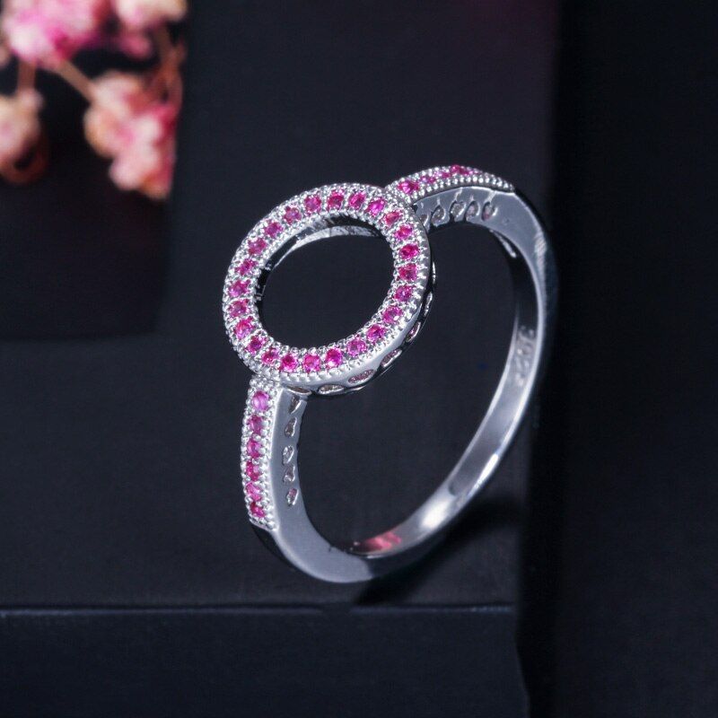 CWWZircons Elegant Red Purple Cubic Zirconia Love Engagement Halo Round Rings for Women Fashion Brand Wedding Band R129