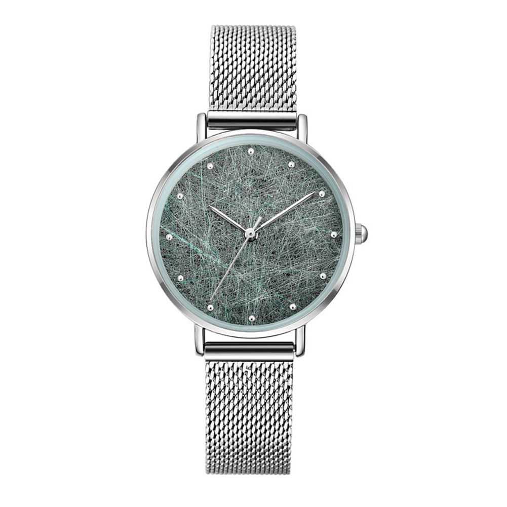 Oulm Women Fashion Waterproof  Quartz Watch with Metal Mesh Band