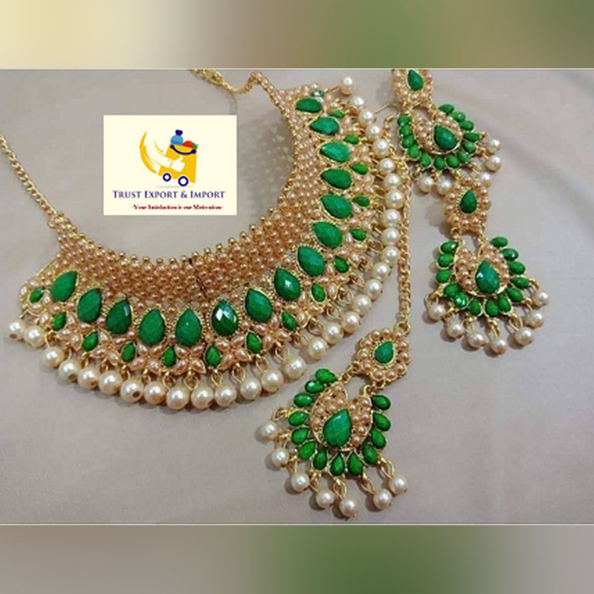 Exclusive Design 3 Part Jewellery Set ( Necklace, Earrings & Tikli ) For Women