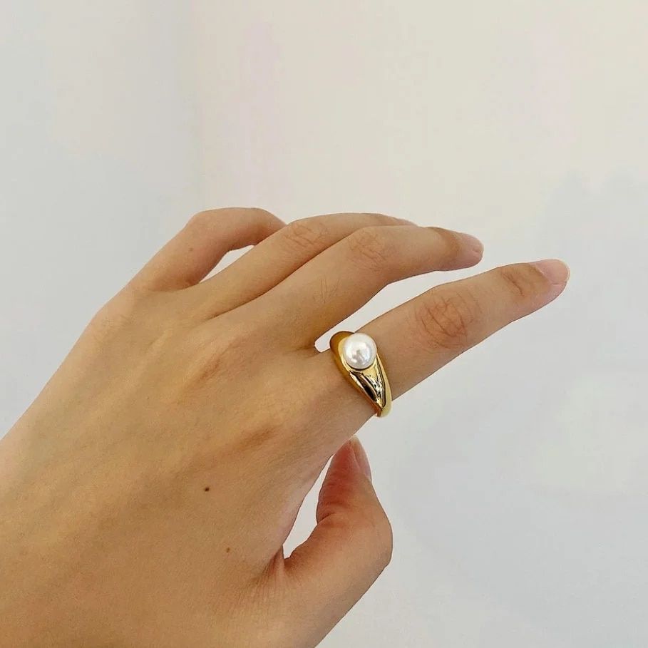 316L Stainless Steel Chubby Rings for women With Pearl Shell Croissant Rings Stacking Band Jewelry Wedding Party Accessories(null)
