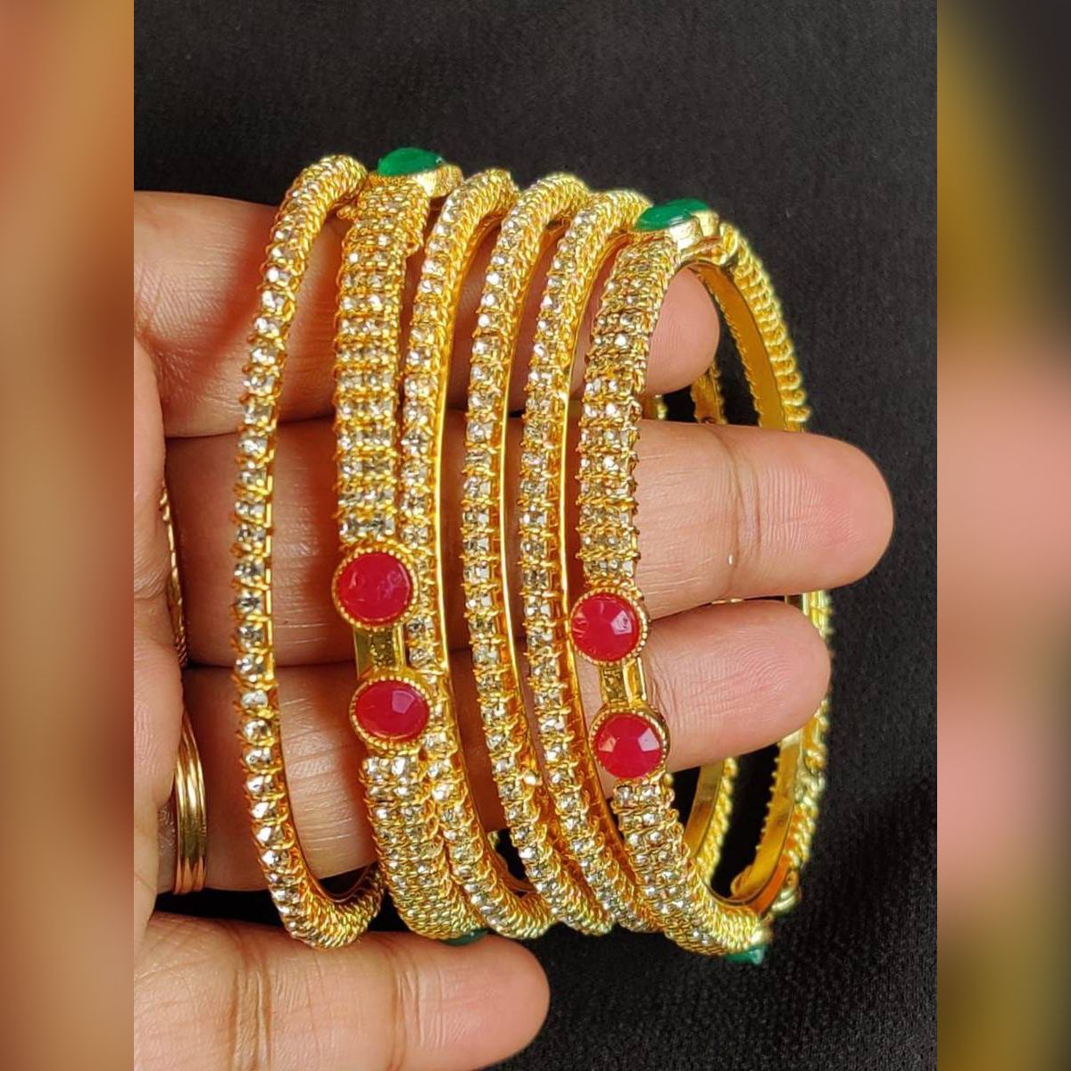 Diamond cut lock stone city gold party ladies Bangles bracelet set
