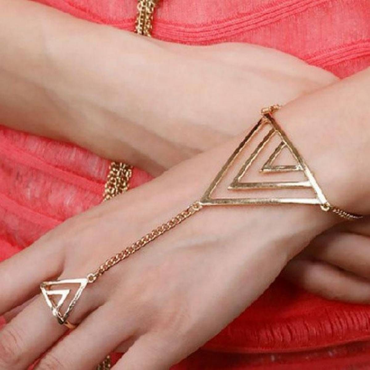 Fashion Women Triangle Hand Bracelet Finger Ring Bangle Slave Chain GD