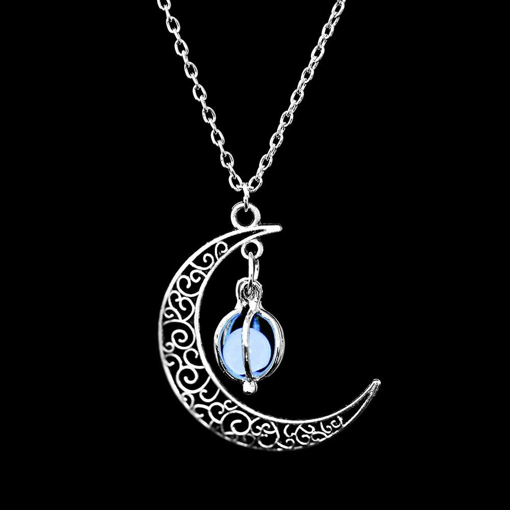Night luminous beads pendant necklace new ladies necklace jewelry