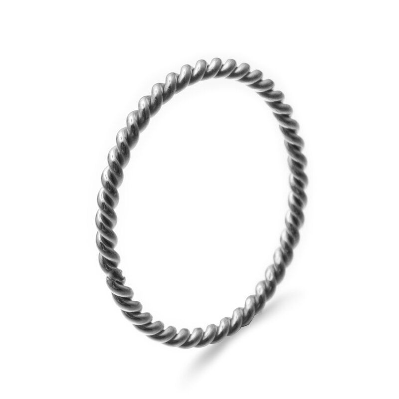 Fashion Thin Line Twist Gold / Rose Gold / Silver Color Rings for Women Titanium Steel Spiral Female Tail Ring Elegant Jewelry
