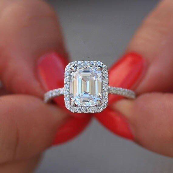 Luxury Sparkly Big Stone Zircon Silver Color Ring For Women Engagement Wedding Shiny Ring Party Jewelry Fashion Female 2019