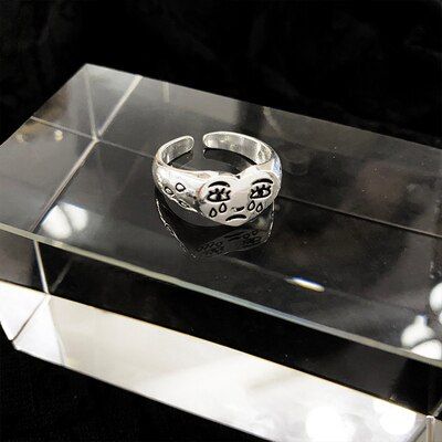 HUANZHI 2020  Vintage Black Heart Sad Face Tibetan Silver Open Adjustable Metal Finger Rings for Women Girls Party Jewelry