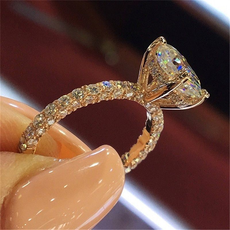 Charm full zircon crystal engagement ring fashion ladies ring new 2020