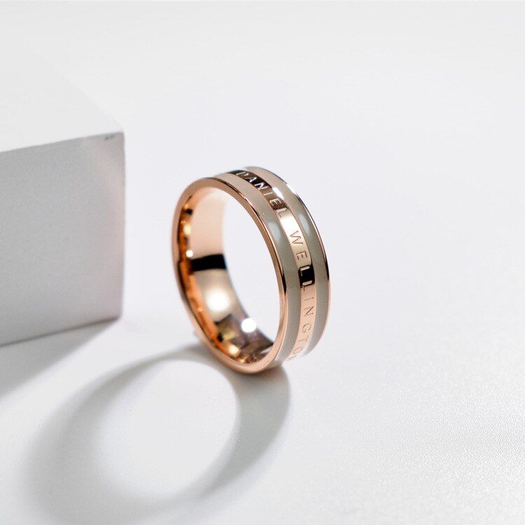 Trendy Stainless Steel Rose Gold Color Love Ring for Women Men Couple Rings Luxury Brand Jewelry Wedding Gift Female Rings