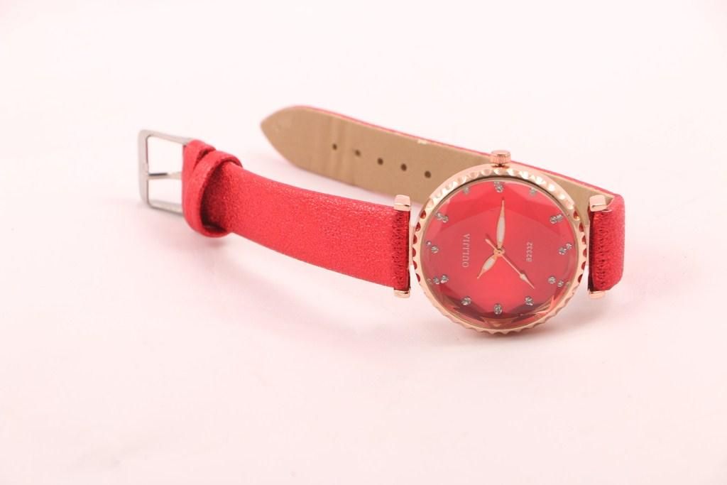 Ladies Leather Quartz Analog Wrist Watches Women