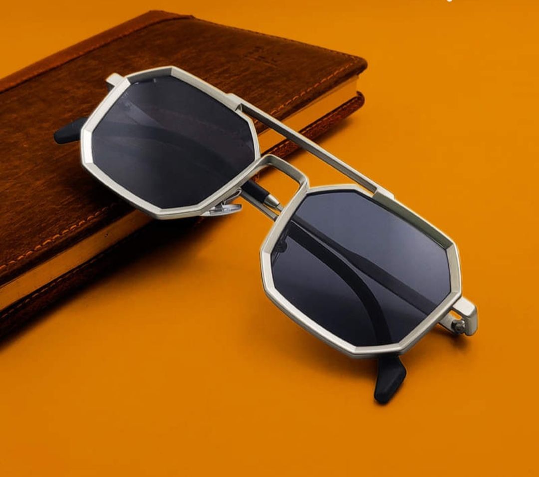 Very High Quality New Trendy Look Metal Body Sunglass for Men