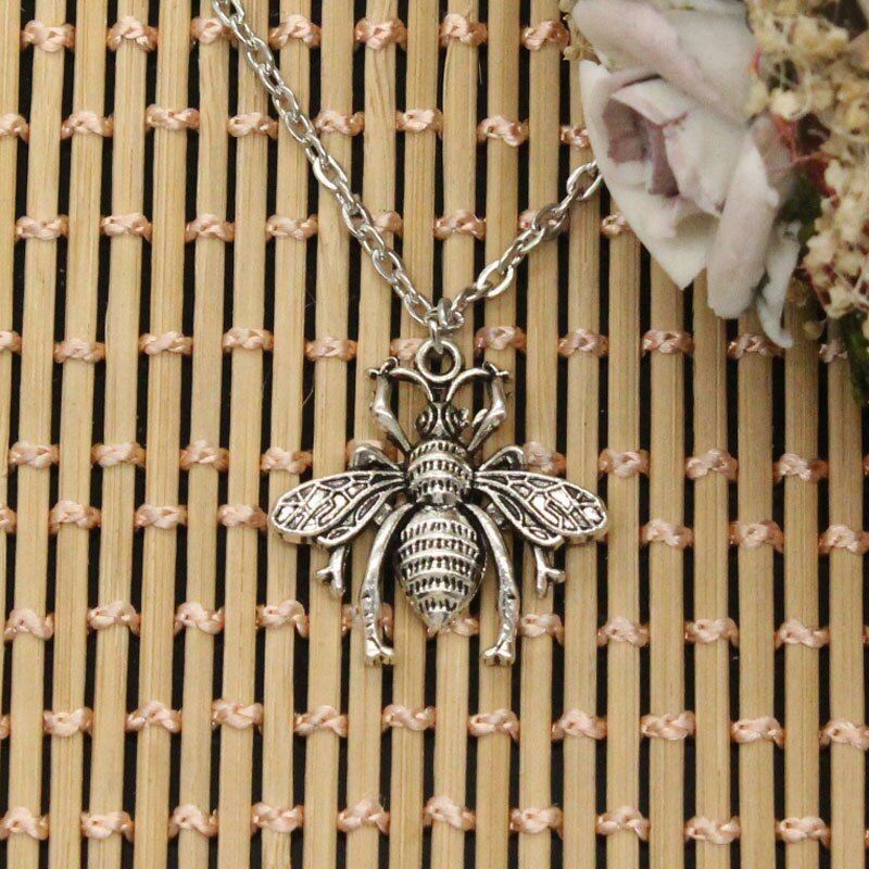 New Fashion Tibetan Silver Color Pendant Bee Bug Choker Charm Short Long DIY Necklace Factory Price Handmade Jewelry