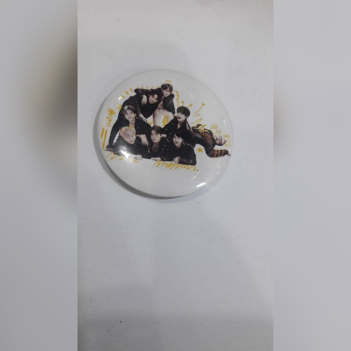 Custom BTS Bangtan boys Tinplate Brooch Pin Badge (BTS029)
