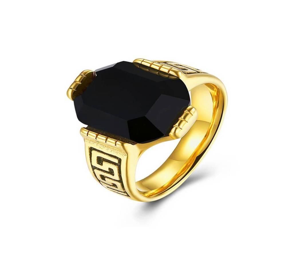 Golden Metal Finger Ring for Man