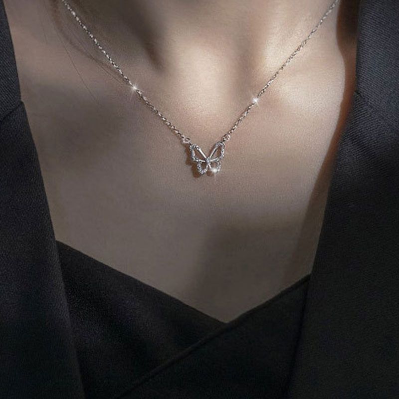 New Shiny Butterfly Necklace Ladies Exquisite Double Layer Clavicle Chain Necklace Jewelry for Ladies Gift