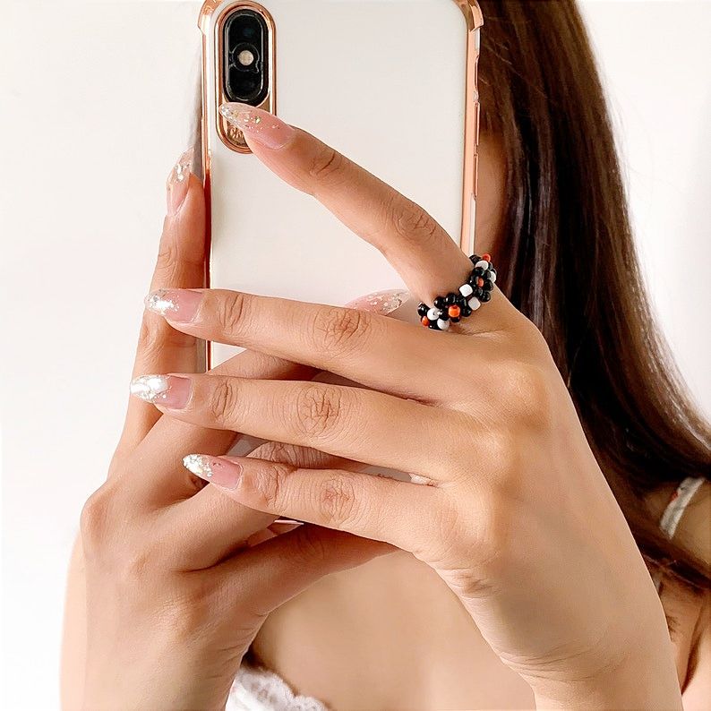 Fashionable Daisy flower beaded finger ring  1 pcs for girls