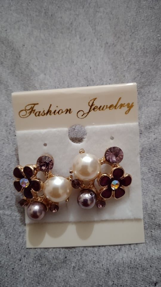 Women Earrings