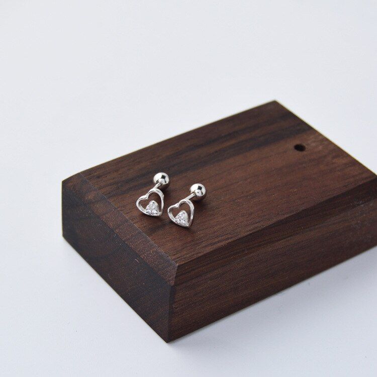 925 Sterling Silver Earring Hollow Heart Screw Stud Earring Zircon Heart Cute Fashion Personality Ear Bone Nail Woman Ear Jewelr