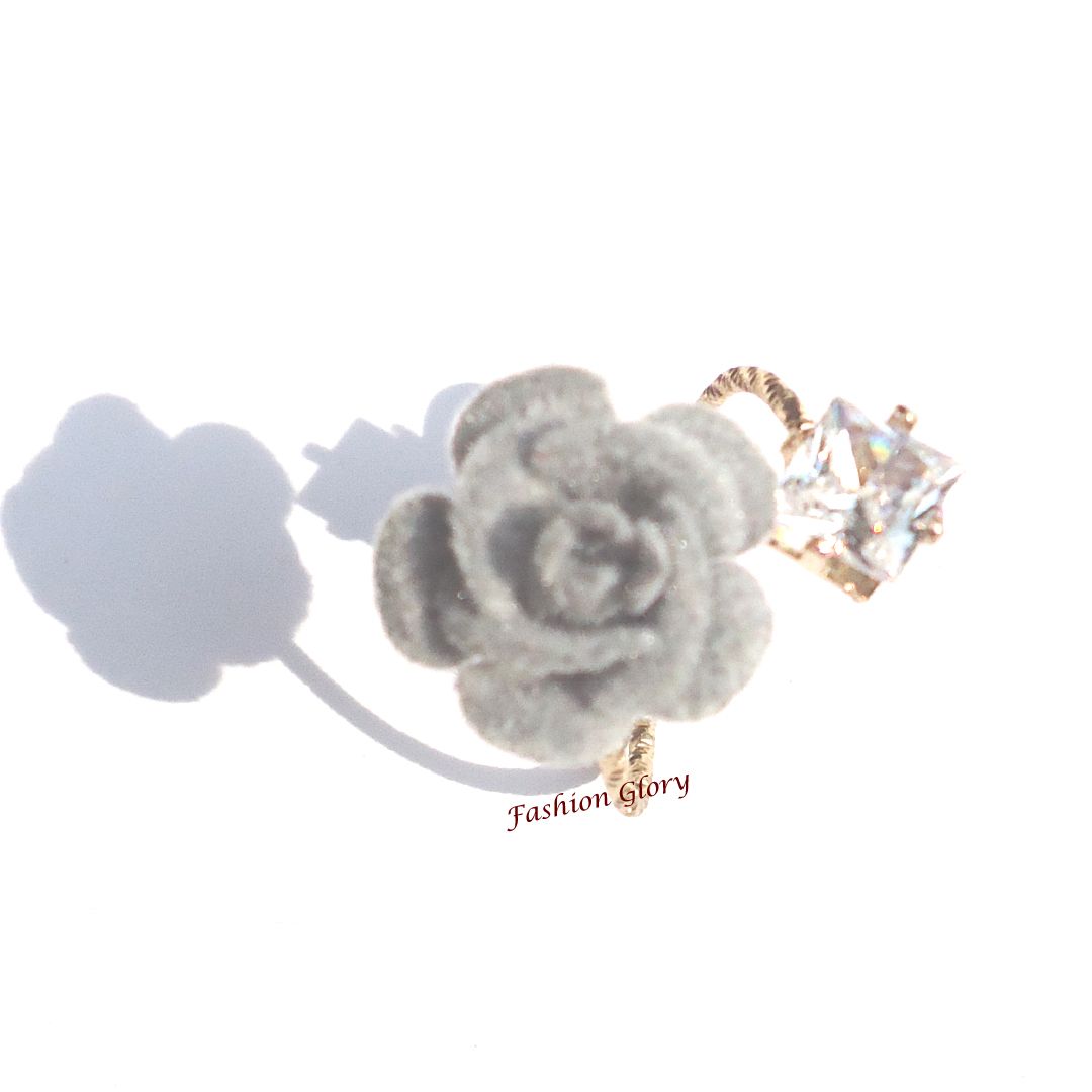 Gray Ring Jewelry Fabric Flower With Lock Stone Finger Ring for Women and Girls -1pcs