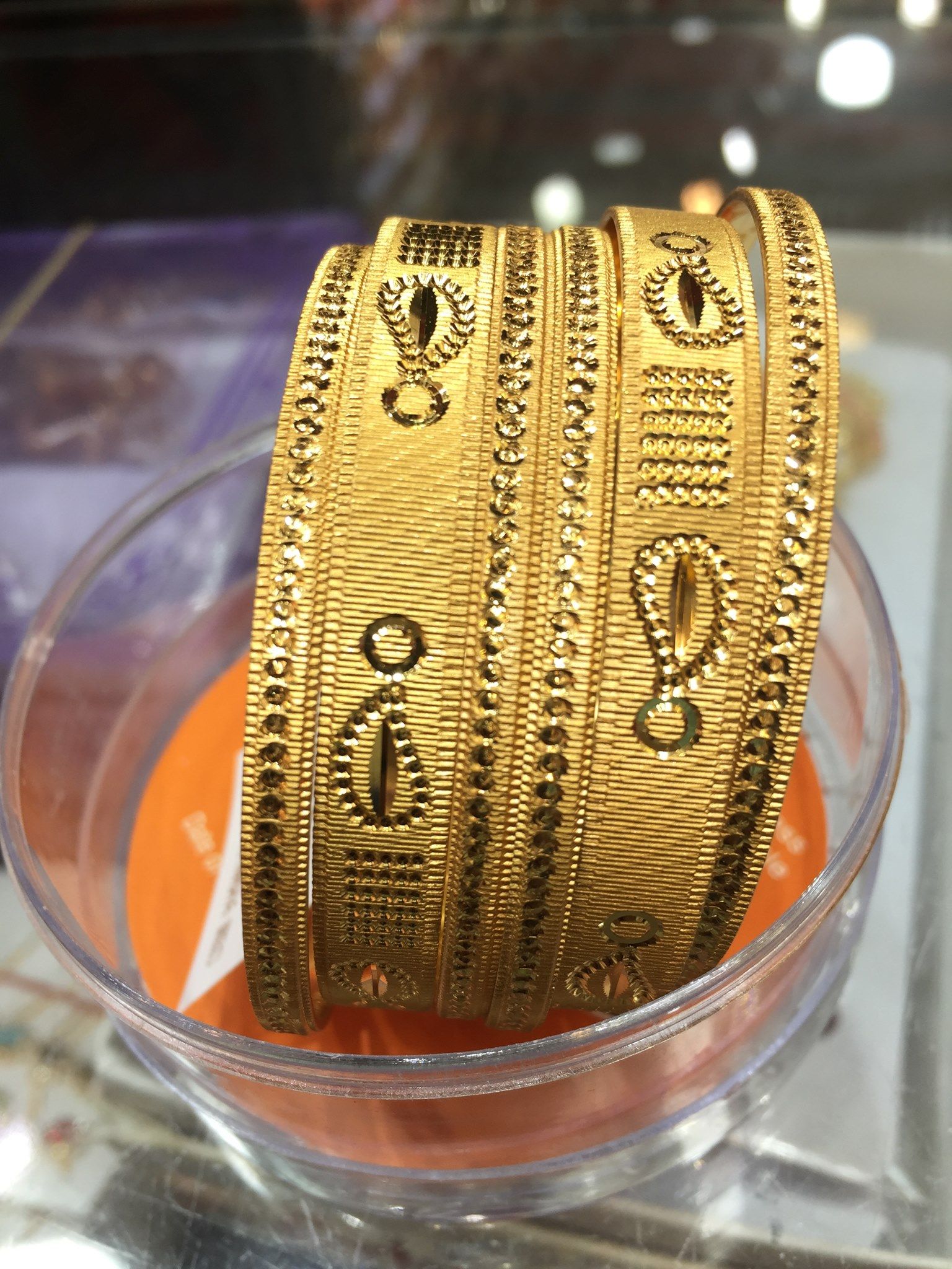 Bollywood Gorgeous Design Bangles For Women-6 Pcs Set