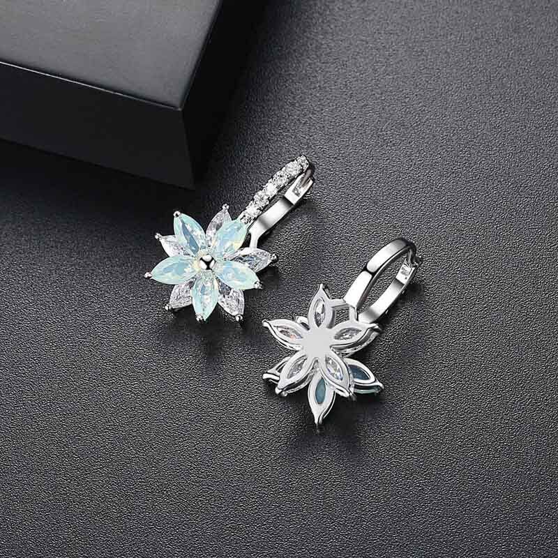 Cute Romantic Lovely Clear Stone Flower Shape Convenient Simple Stud Earrings Copper Cubic Zirconia For Women Party 2018
