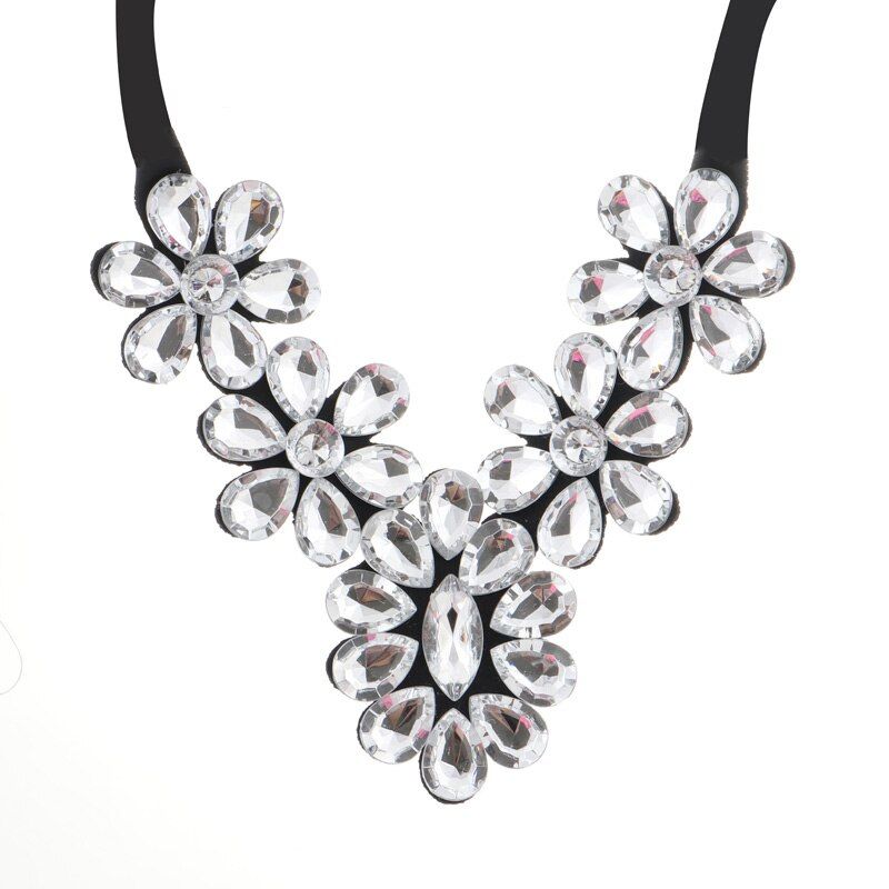 Tenande Maxi Big Statement Flowers Crystal Necklaces Pendants for Women Simple Style Black Rope Chain Party Jewelry Gifts Femme