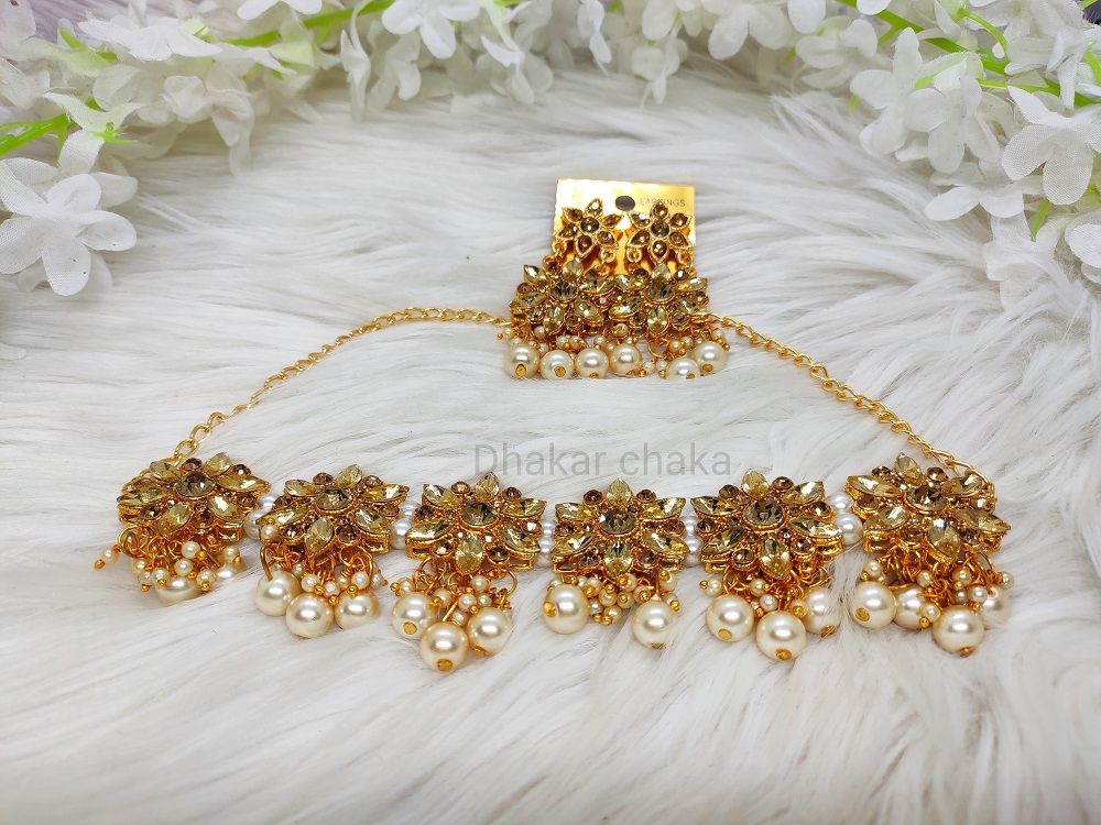 South Indian Nice Kundon & gajra Jewellery Set for women