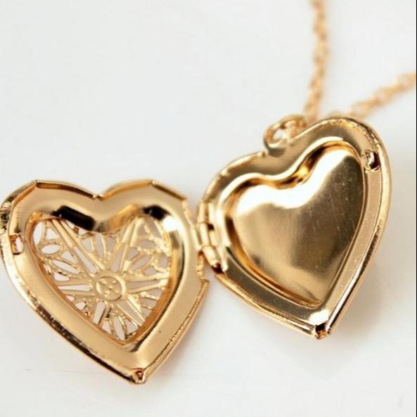 Locket (Photo Frame-Love Shaped) Necklace