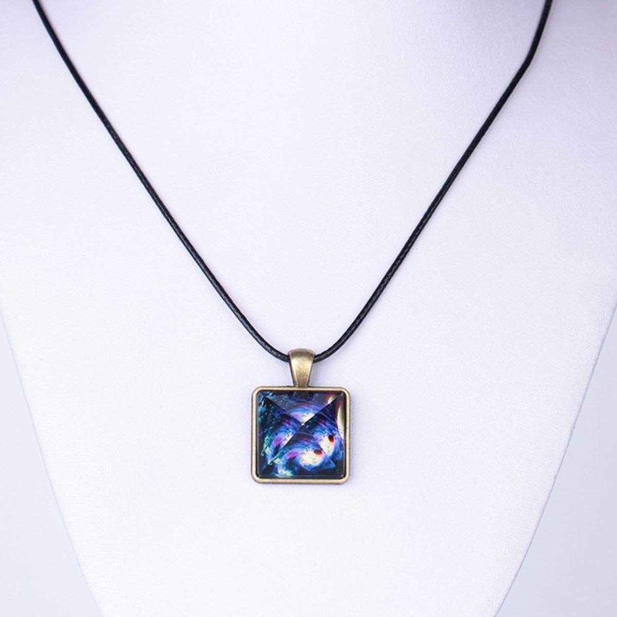 Star Pyramid Luminous Crystal Pendant Luminous Necklace Glass Luminous Star Series Planet Necklace Jewelry Christmas Gift