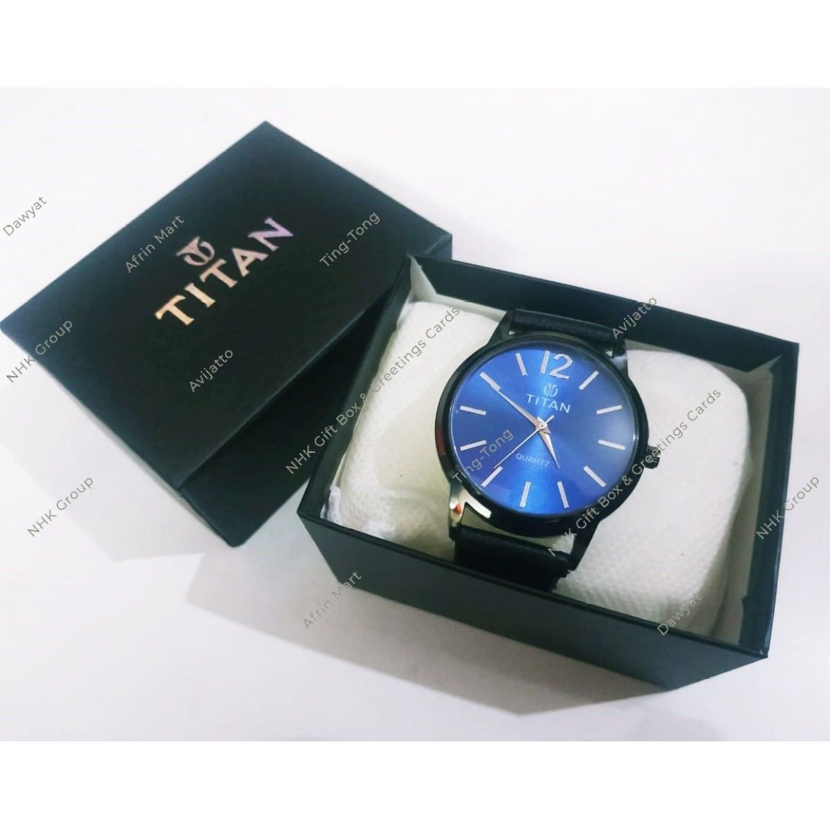 Leather Analog Wrist Watch