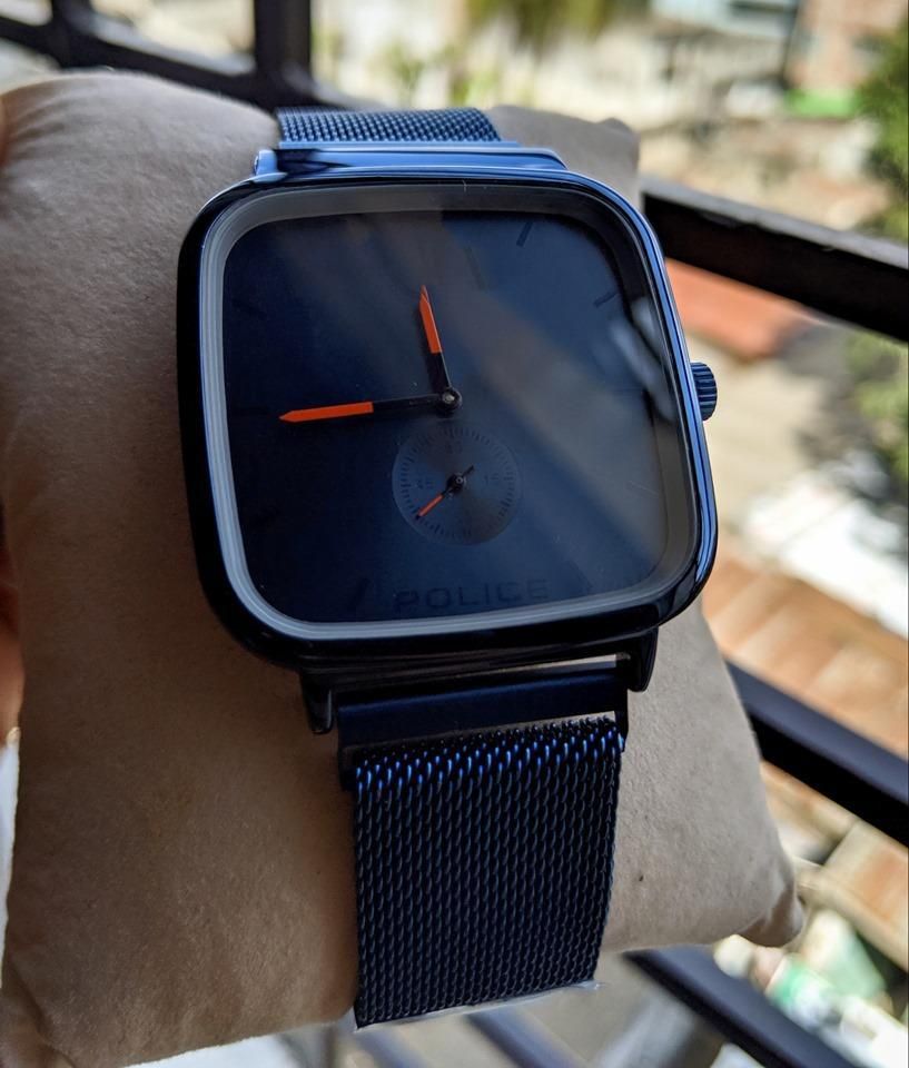 Stainless steel blue magnet Watch for-man