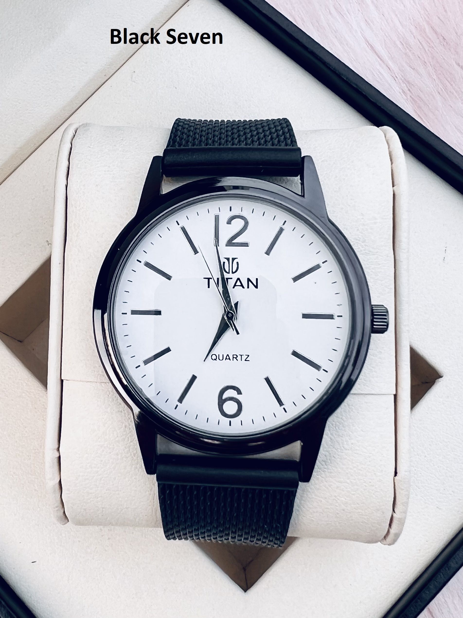 AM30 TITEL New Best Silicon Analog Watch for Men&BOY Black Dial White